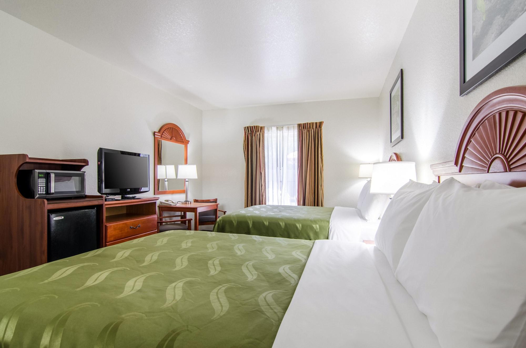 Quality Inn Junction City Near Fort Riley Exterior foto