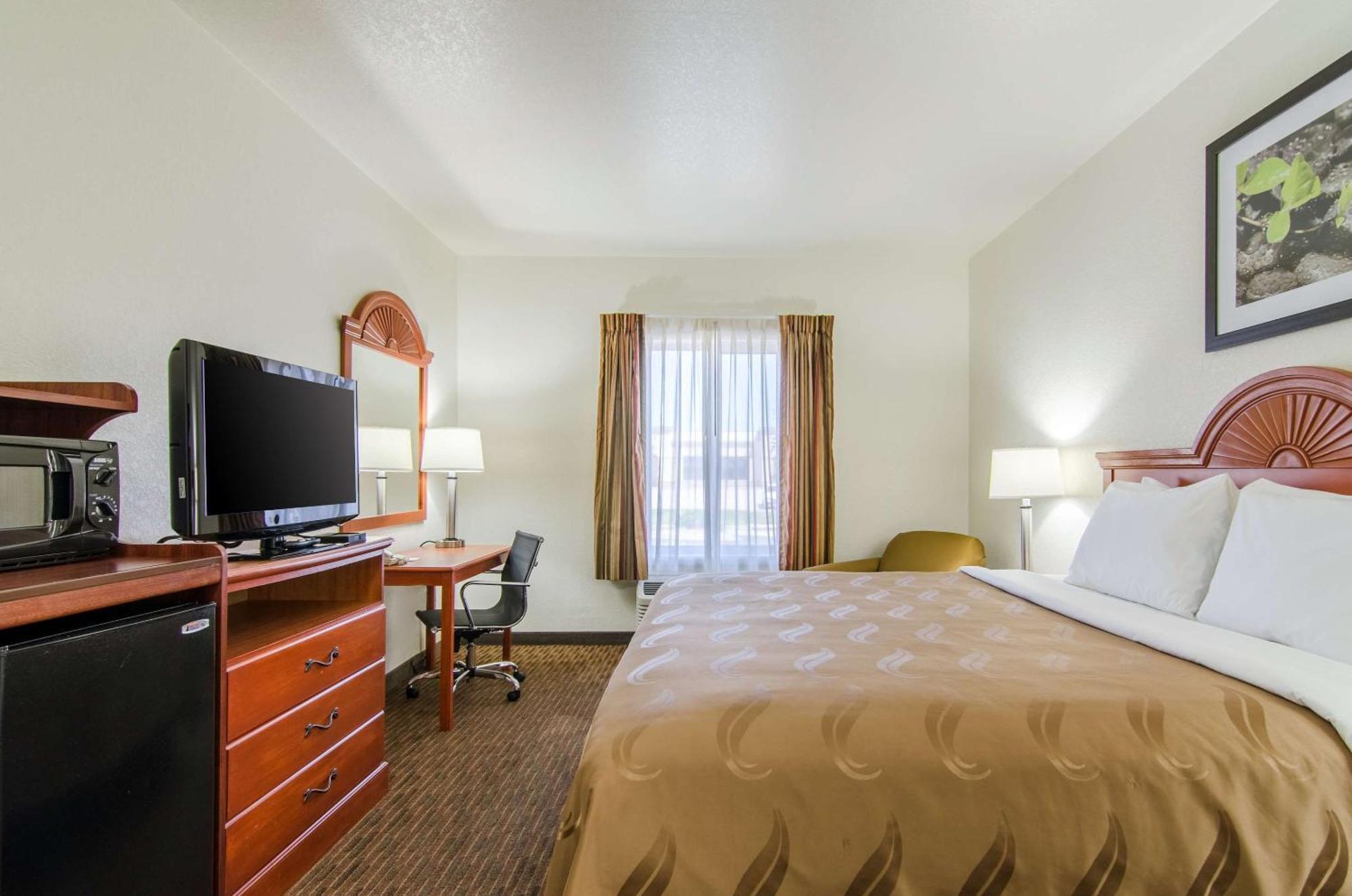 Quality Inn Junction City Near Fort Riley Exterior foto